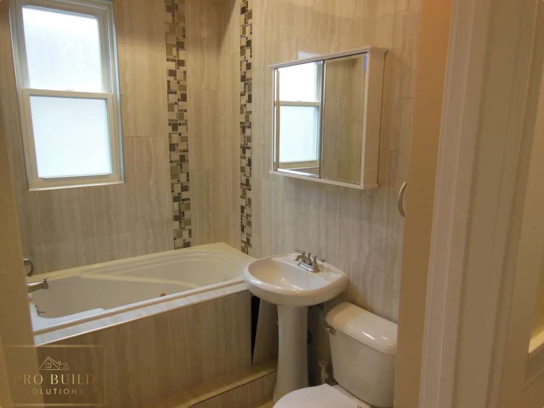 Pedistal Sink, Medicine Cabinet, Toilet, Lombard