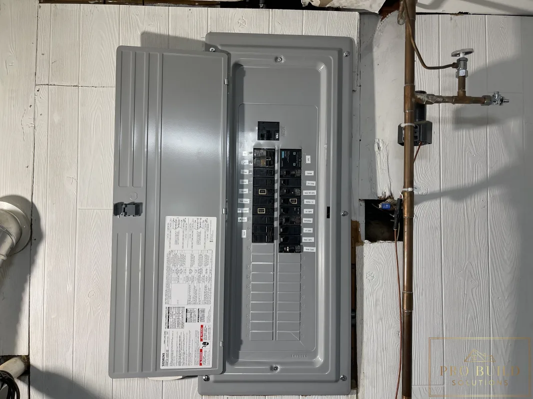 Completed Siemens 200-amp 40-space electrical panel in Wood Dale, IL