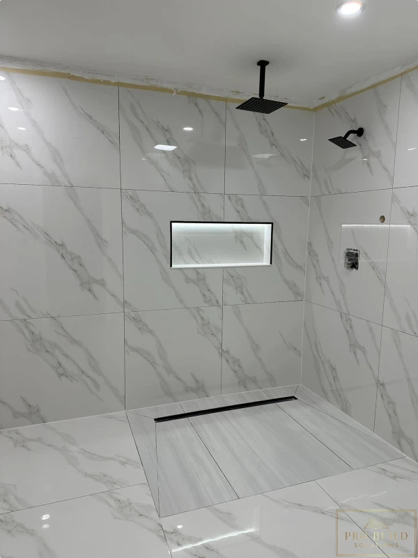 Large Format Cara Cara Wall Tile, Black Finishes, with Custom Shower Niche, Elmhurst