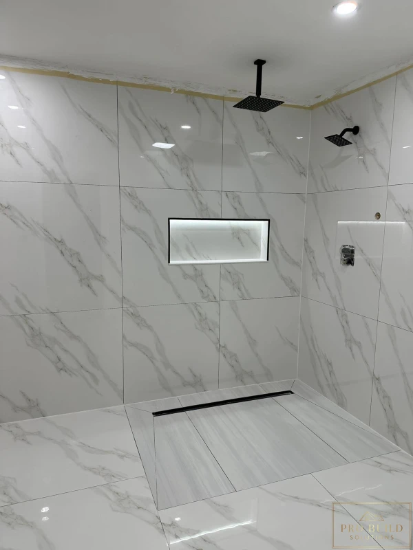 Large Format Cara Cara Wall Tile, Black Finishes, with Custom Shower Niche, Elmhurst